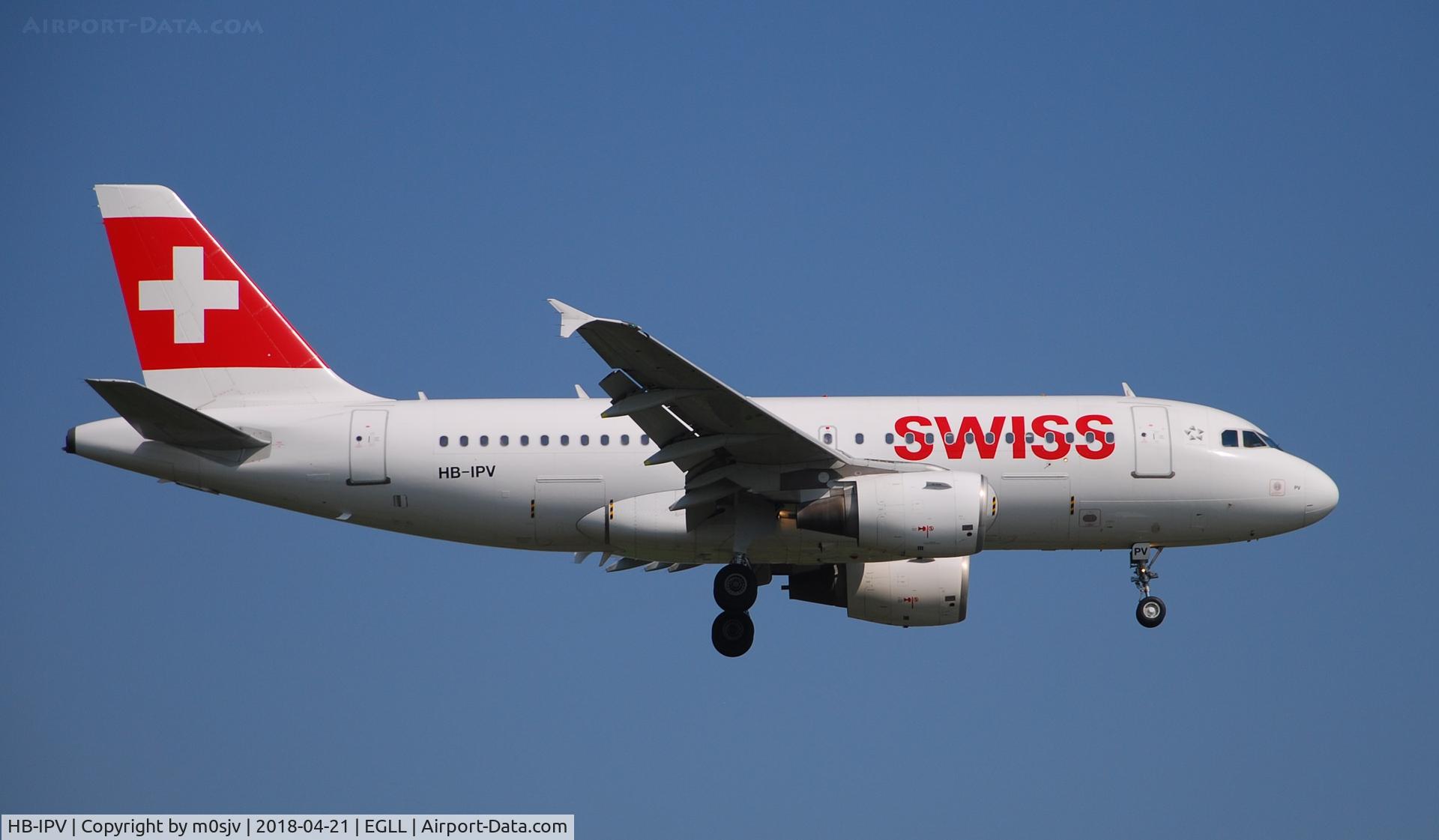 HB-IPV, 1996 Airbus A319-112 C/N 578, Taken from the Threshold of 29L