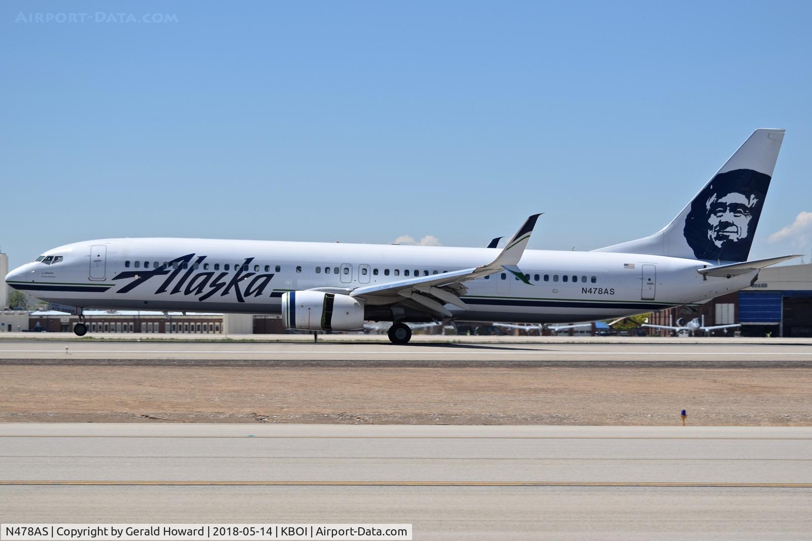 N478AS, 2015 Boeing 737-990/ER C/N 44105, Landing roll out on RWY 10L.