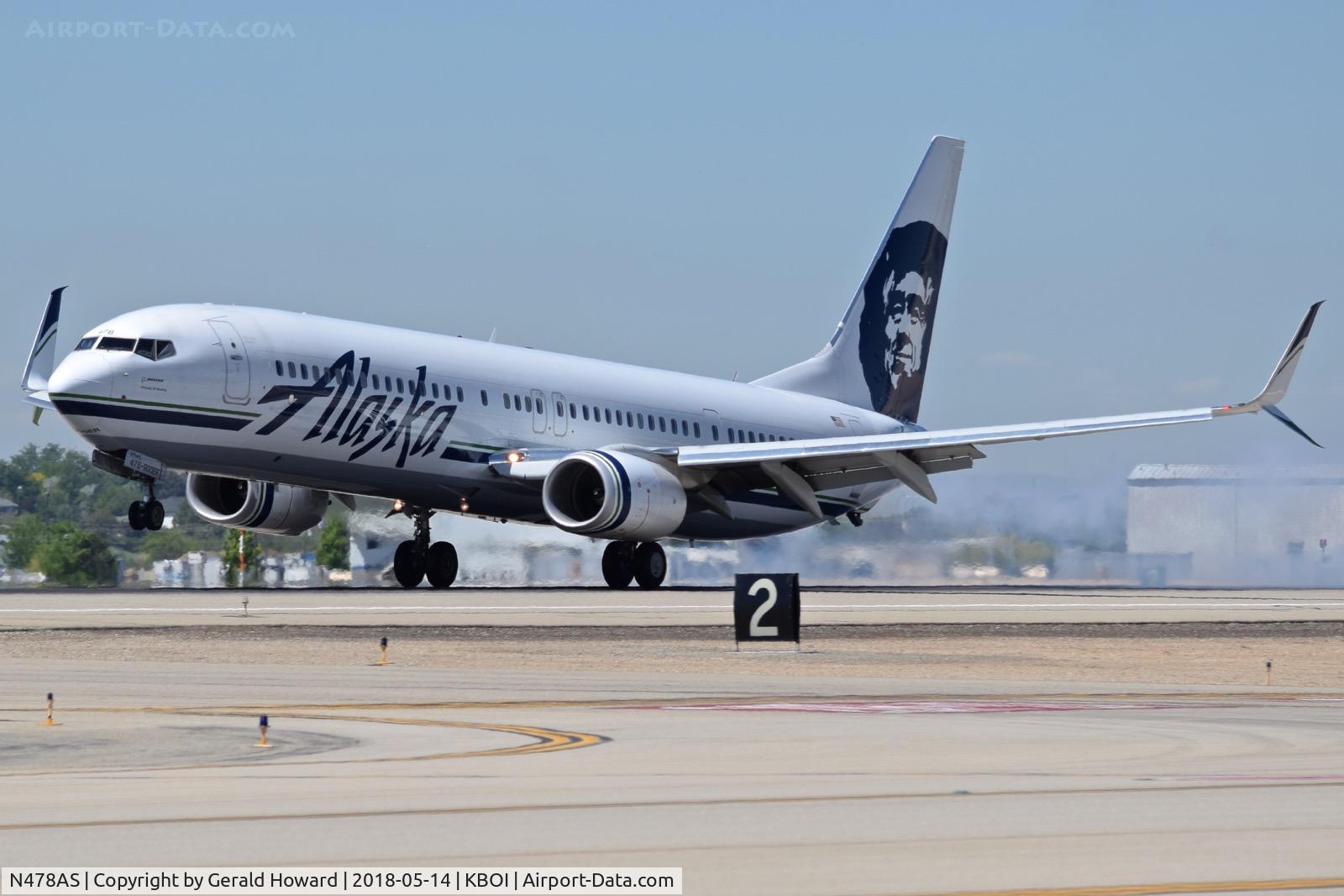 N478AS, 2015 Boeing 737-990/ER C/N 44105, Touch down on RWY 10L.