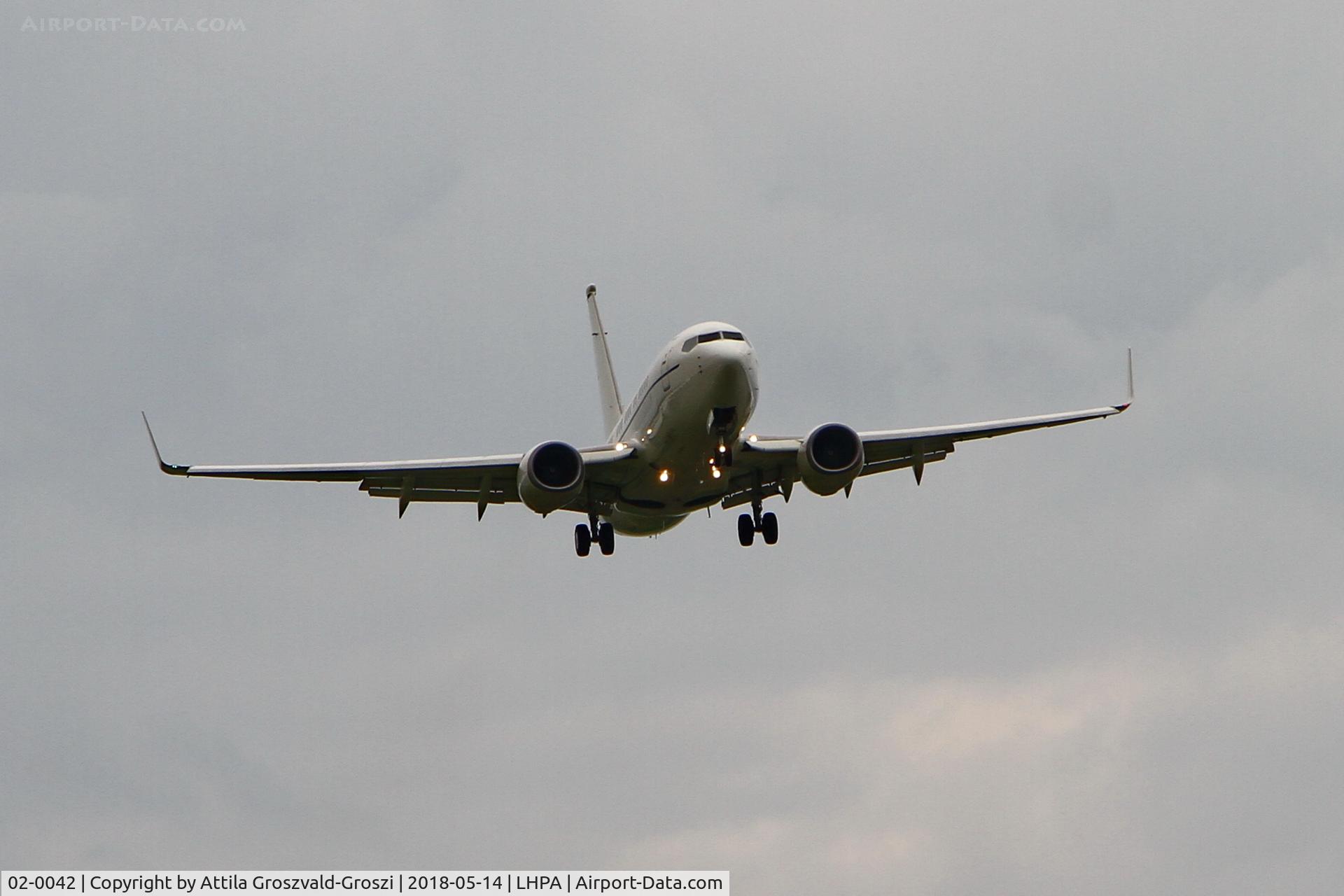 02-0042, 2003 Boeing C-40B (737-7FD BBJ) C/N 33500, Pápa Air Base, Hungary