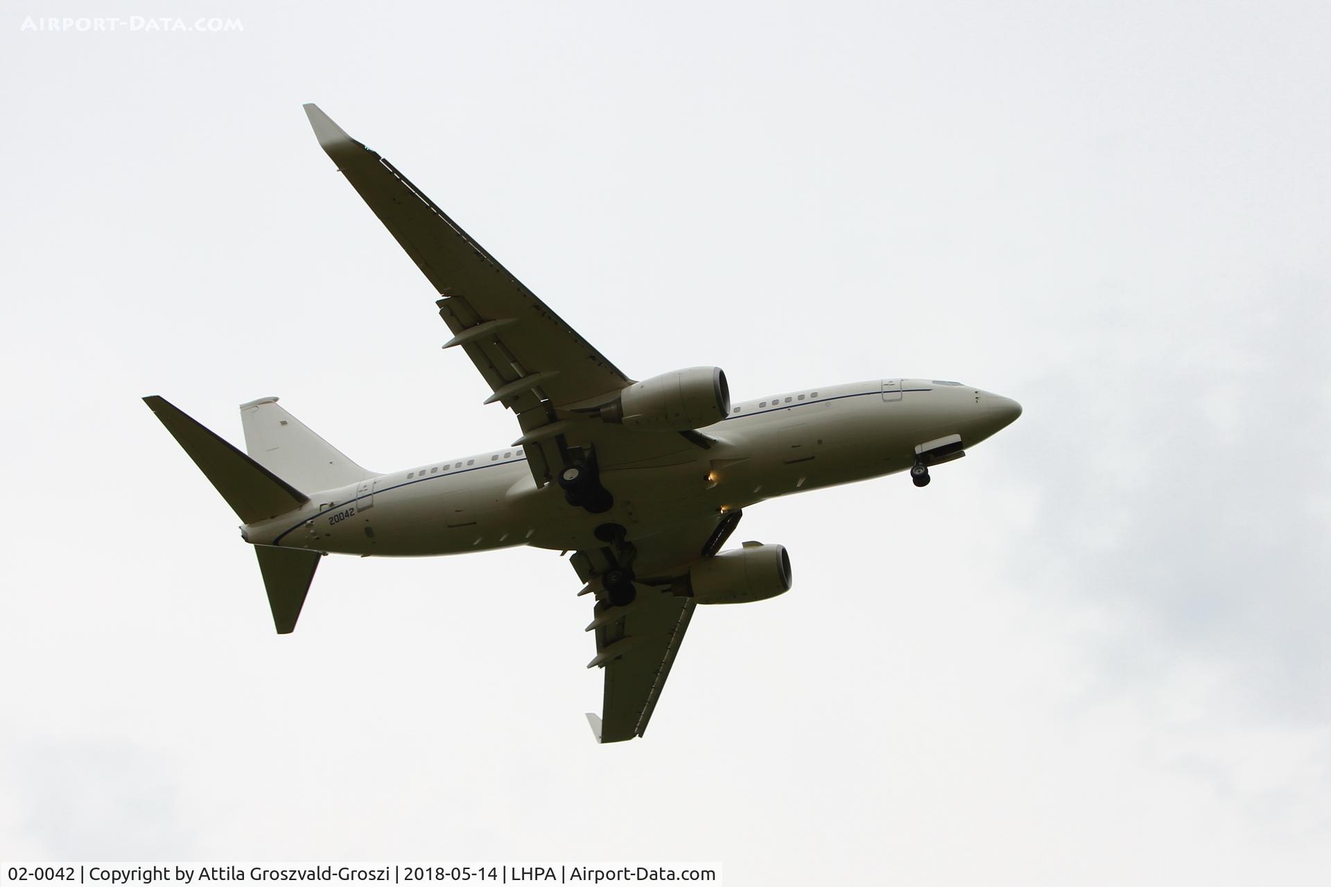 02-0042, 2003 Boeing C-40B (737-7FD BBJ) C/N 33500, Pápa Air Base, Hungary