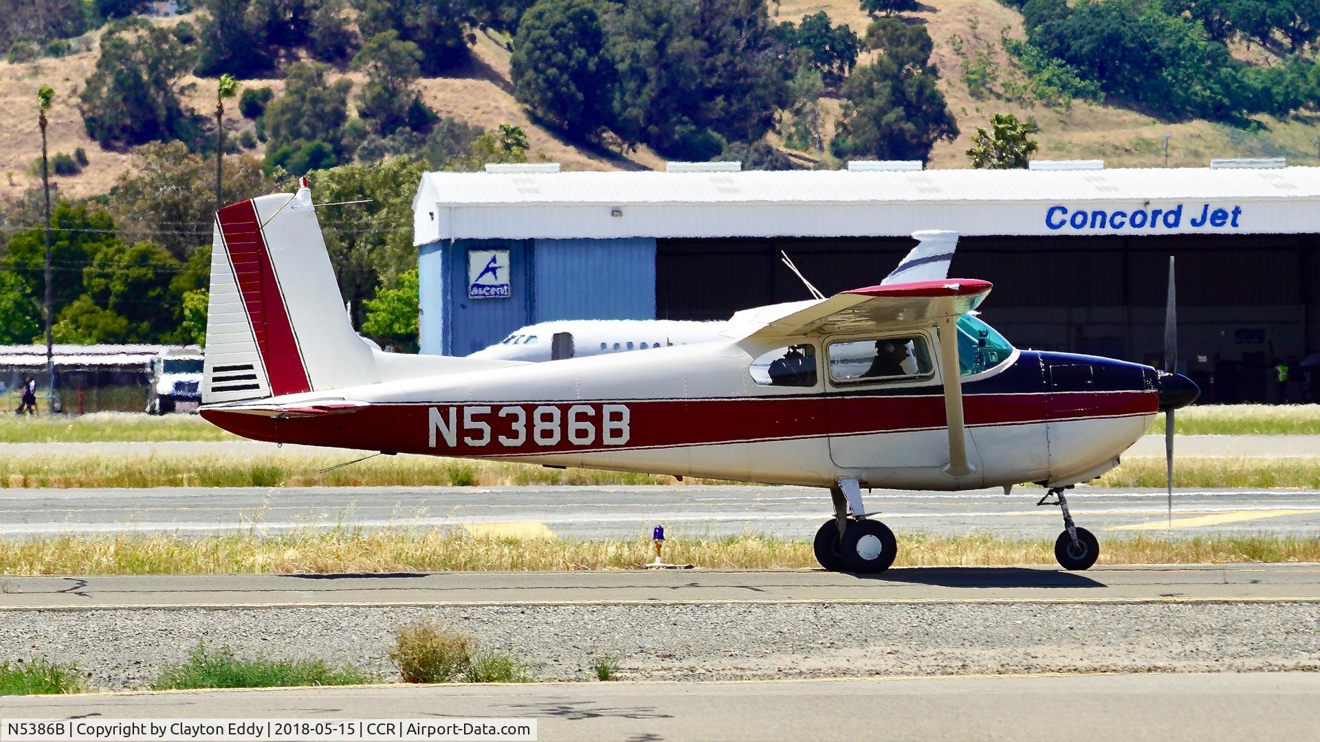 N5386B, 1956 Cessna 182 Skylane C/N 33386, Buchanan Field Concord California 2018.