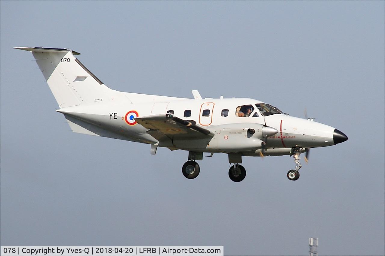 078, Embraer EMB-121AA Xingu C/N 121078, Embraer EMB-121AA Xingu, On final rwy 07R, Brest-Bretagne airport (LFRB-BES)