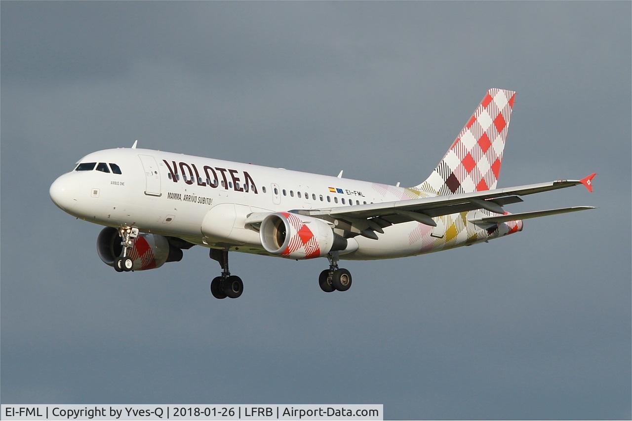 EI-FML, 2004 Airbus A319-111 C/N 2240, Airbus A319-111, On final rwy 25L, Brest-Bretagne airport (LFRB-BES)