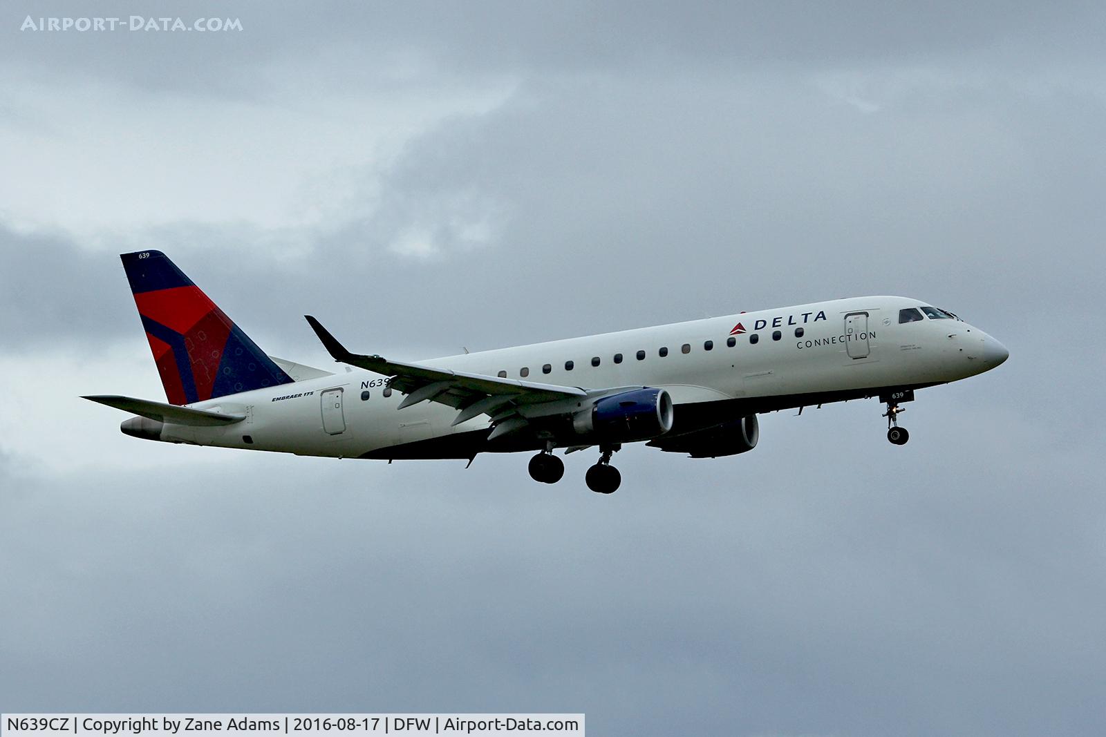 N639CZ, 2008 Embraer 175LR (ERJ-170-200LR) C/N 17000262, Arriving at DFW Airport