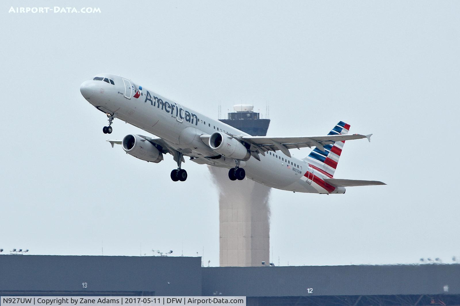 N927UW, 2015 Airbus A321-231 C/N 625, Departing DFW Airport