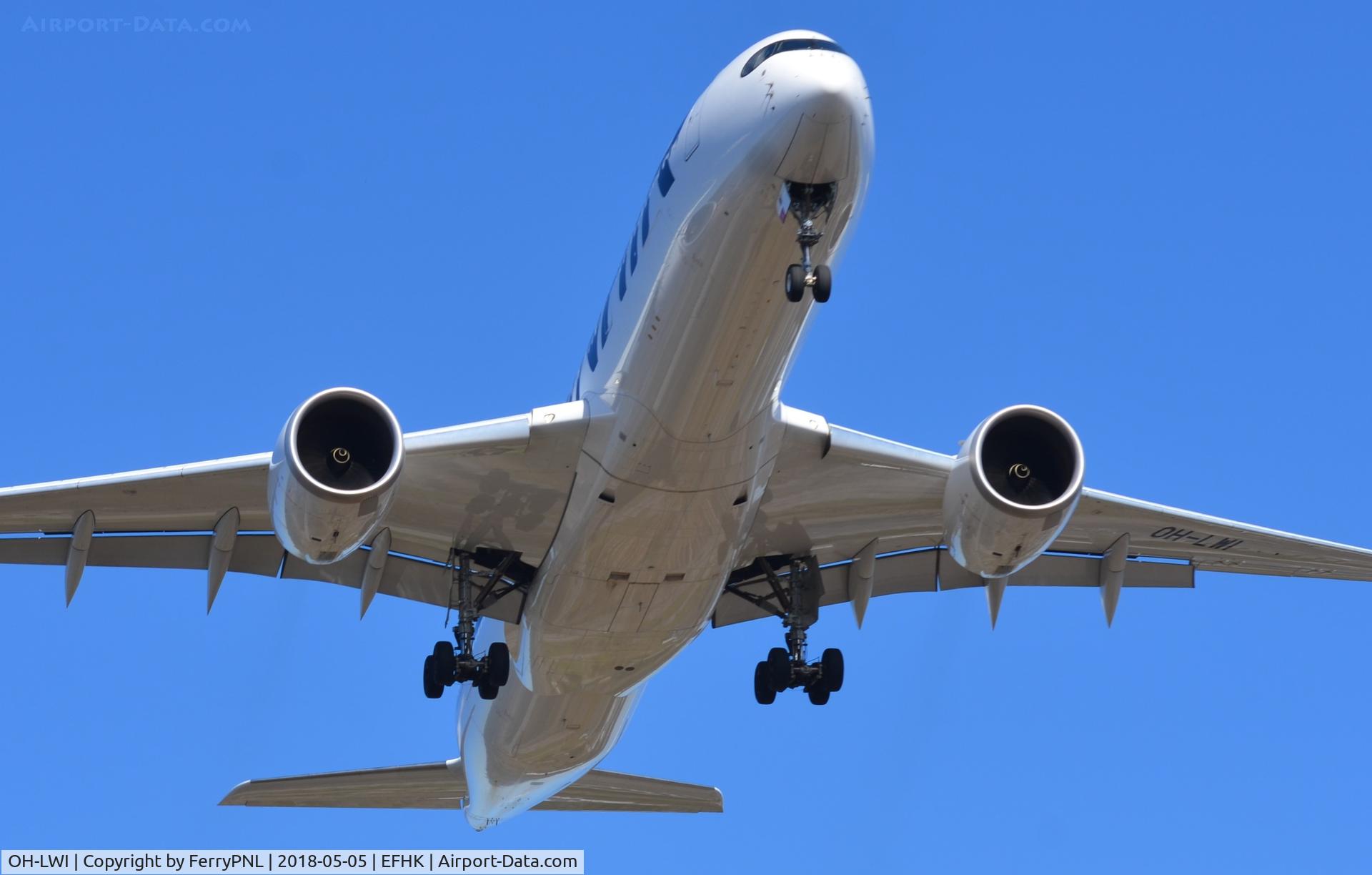 OH-LWI, 2017 Airbus A350-941 C/N 104, Finnair A359 overhead