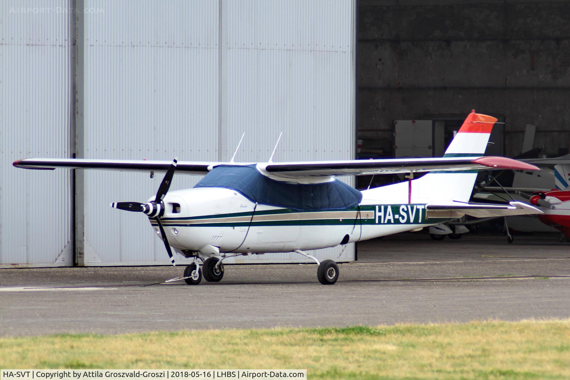 HA-SVT, Cessna 210M Centurion C/N 21062358, LHBS Budaörs Airport, Hungary