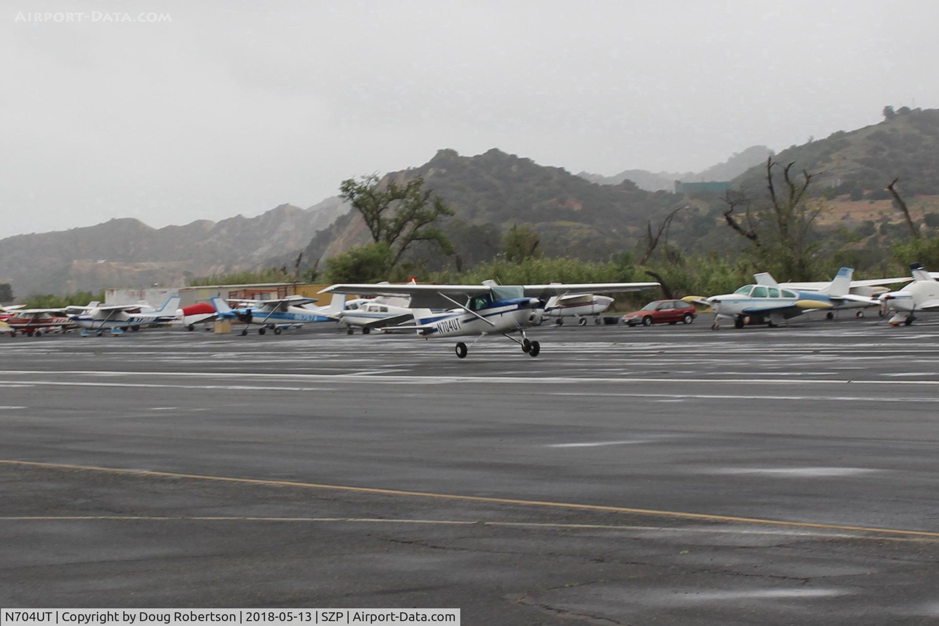N704UT, 1976 Cessna 150M C/N 15078891, 1976 Cessna 150M, Continental O-200 100 Hp, landing roll Rwy 22