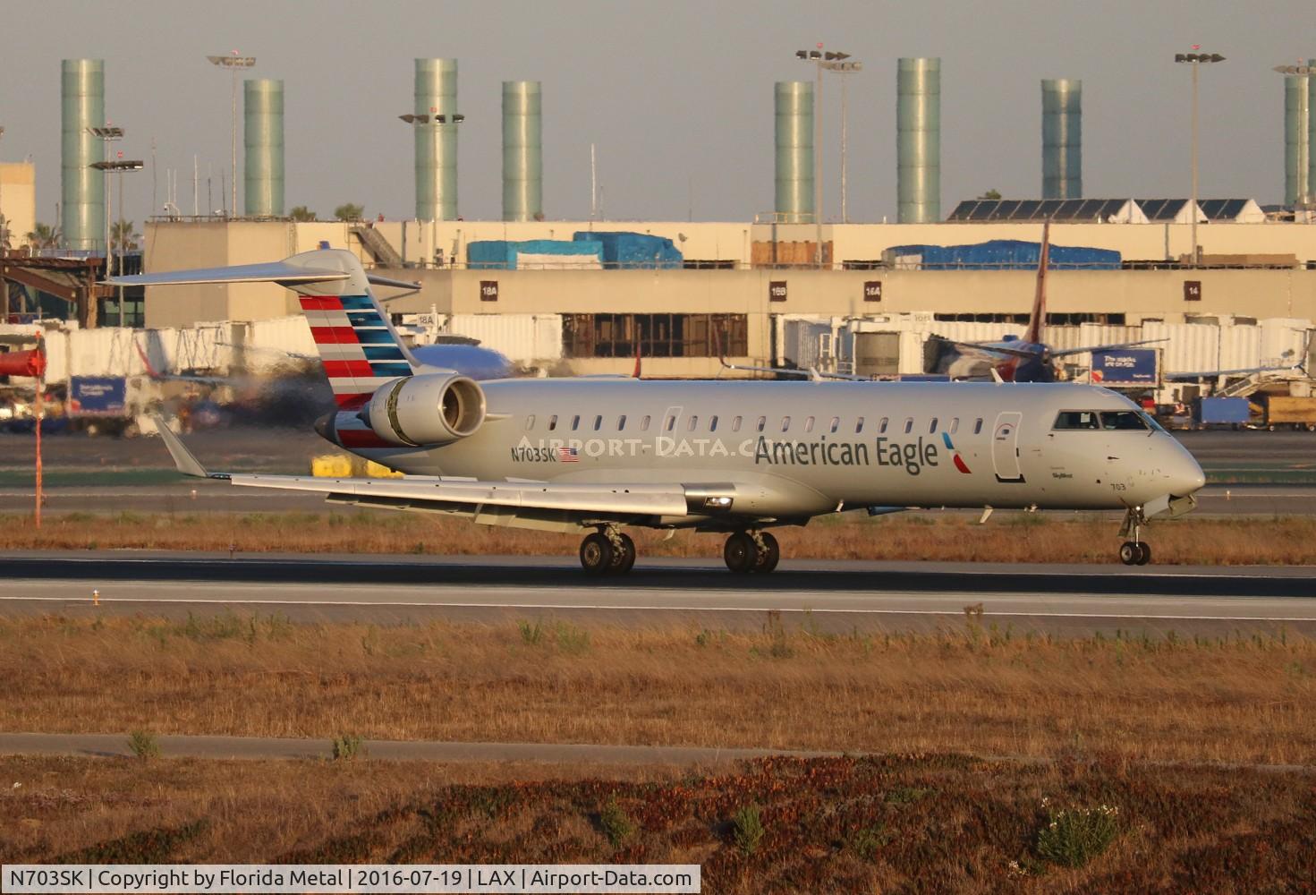 N703SK, 2004 Bombardier CRJ-701ER (CL-600-2C10) Regional Jet C/N 10139, American Eagle