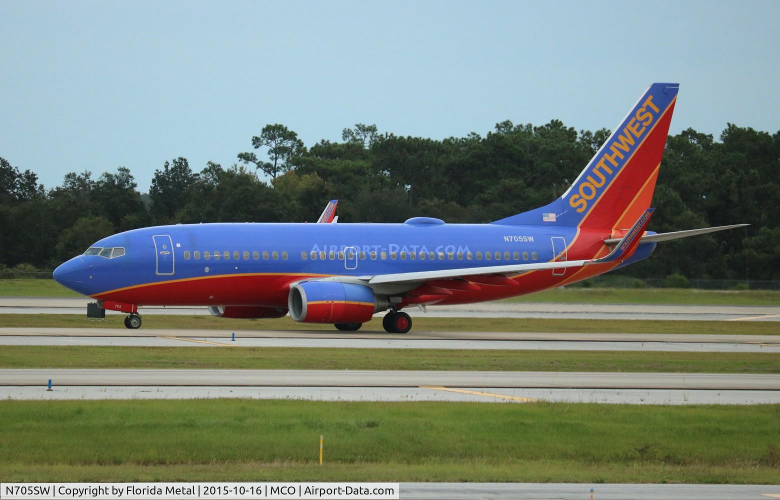 N705SW, 1998 Boeing 737-7H4 C/N 27839, Southwest