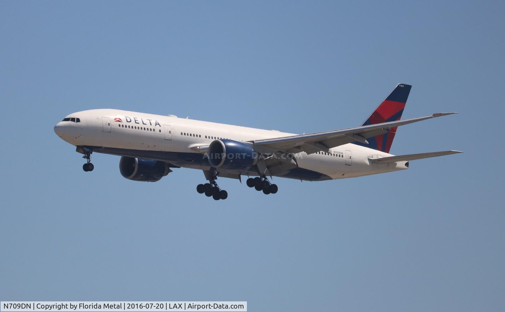 N709DN, 2010 Boeing 777-232/LR C/N 40559, Delta