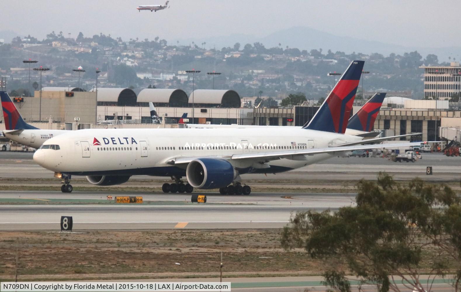 N709DN, 2010 Boeing 777-232/LR C/N 40559, Delta