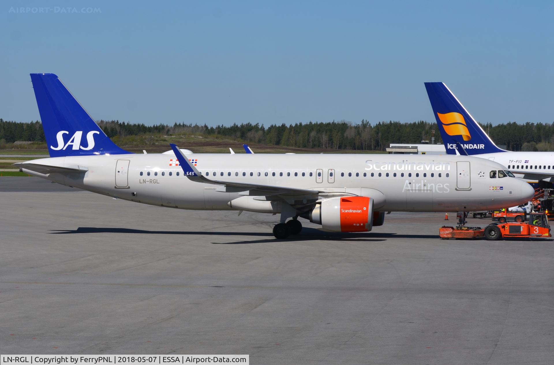 LN-RGL, 2016 Airbus A320-251NEO C/N 7290, SAS A320N under tug.