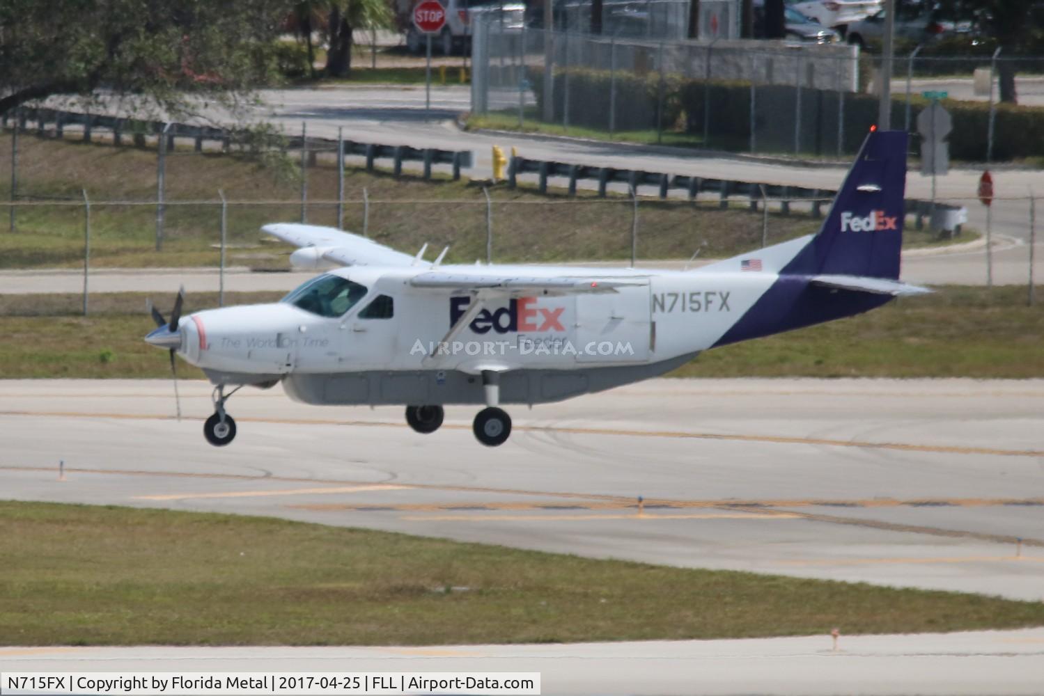 N715FX, 1995 Cessna 208B Super Cargomaster C/N 208B0440, Fed Ex Caravan