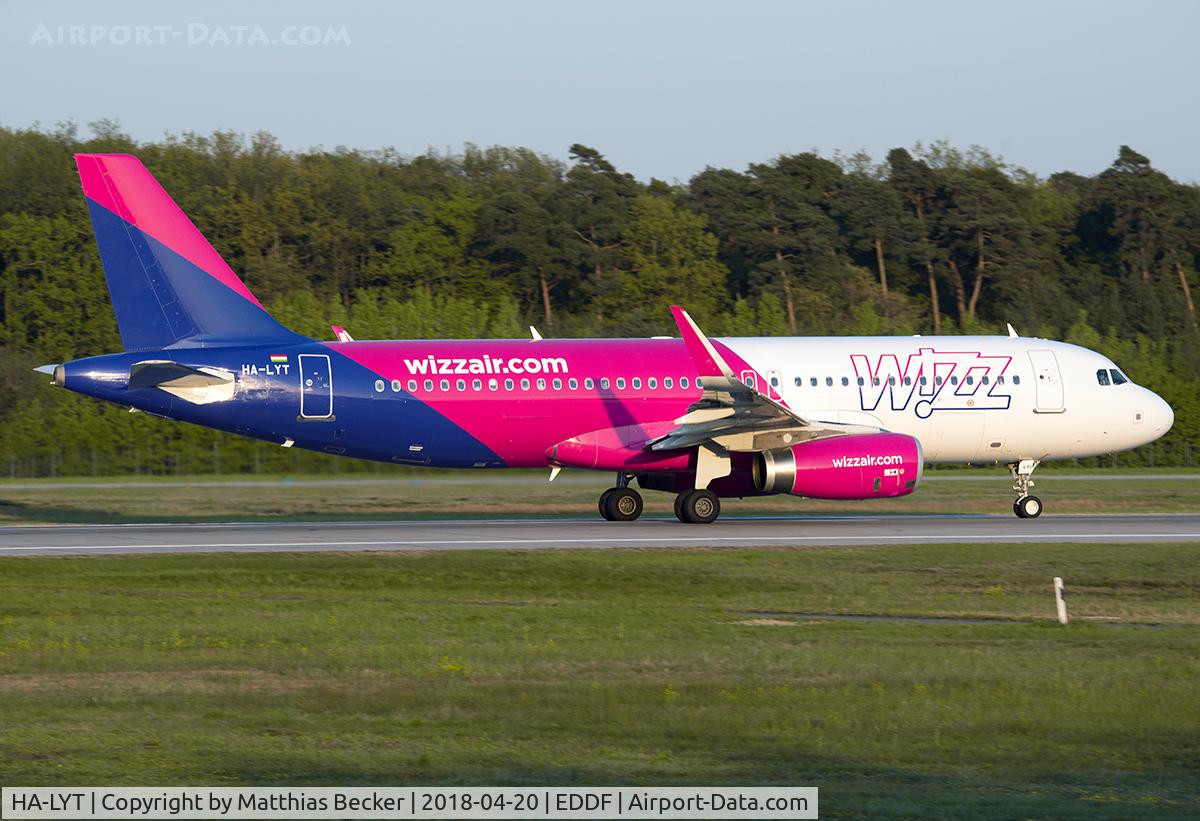 HA-LYT, 2015 Airbus A320-232 C/N 6683, HA-LYT