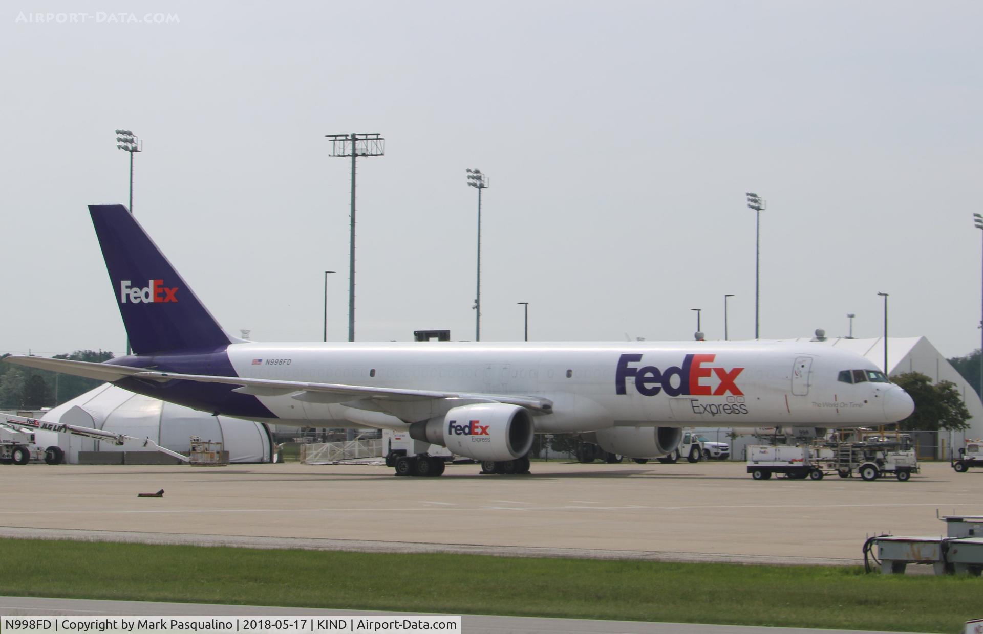 N998FD, 1990 Boeing 757-230 C/N 24747, Boeing 757-200