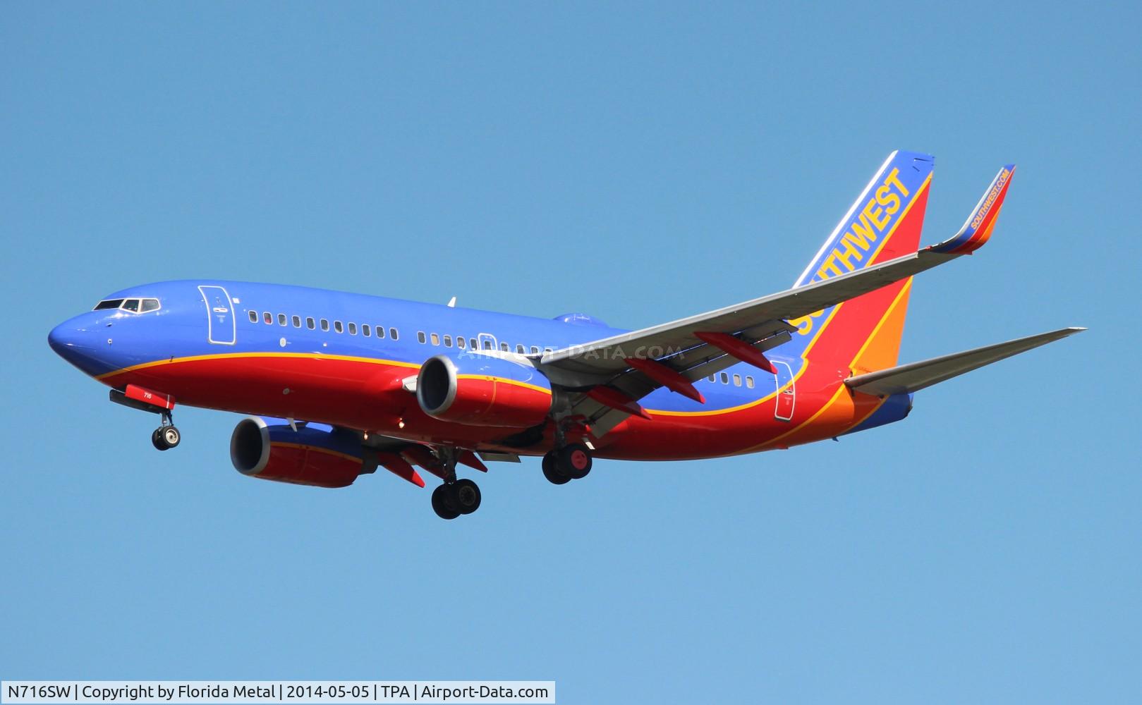 N716SW, 1998 Boeing 737-7H4 C/N 27850, Southwest