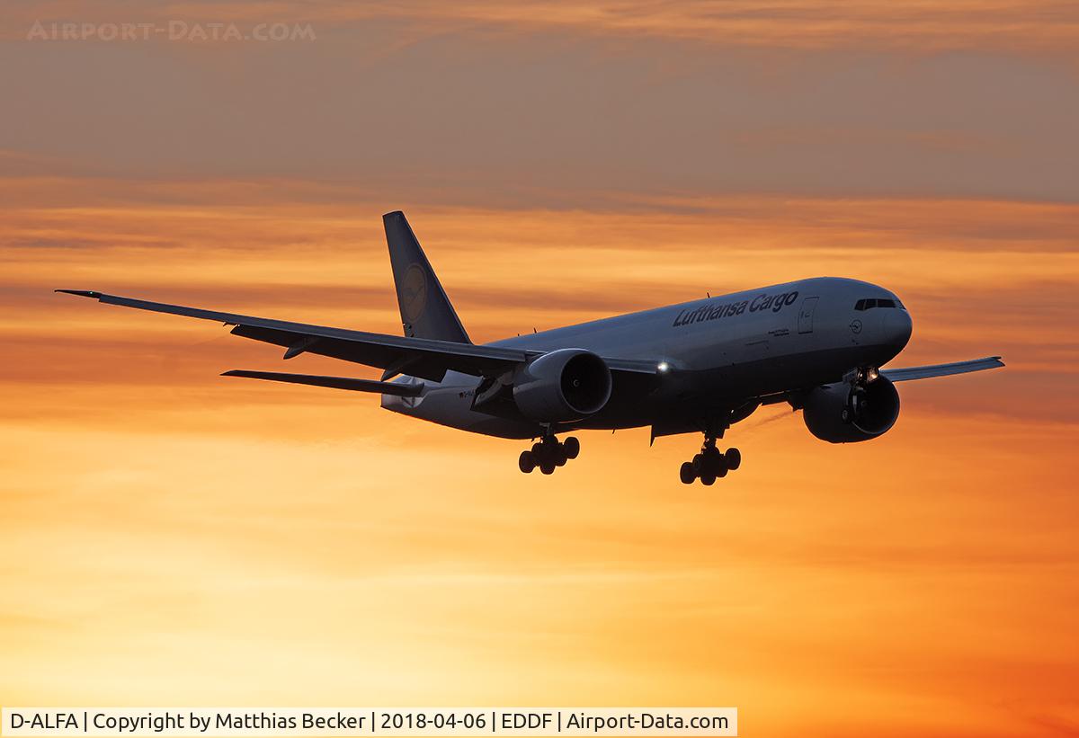 D-ALFA, 2013 Boeing 777-FBT C/N 41674, D-ALFA