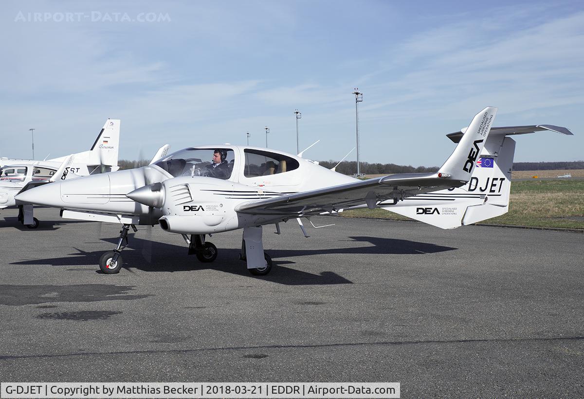 G-DJET, 2006 Diamond DA-42 Twin Star C/N 42.122, G-DJET