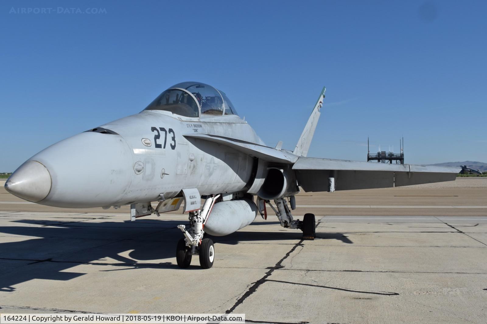 164224, 1991 McDonnell Douglas F/A-18D Hornet C/N 0987/D069, Parked on the south GA ramp. VMFAT-101, 