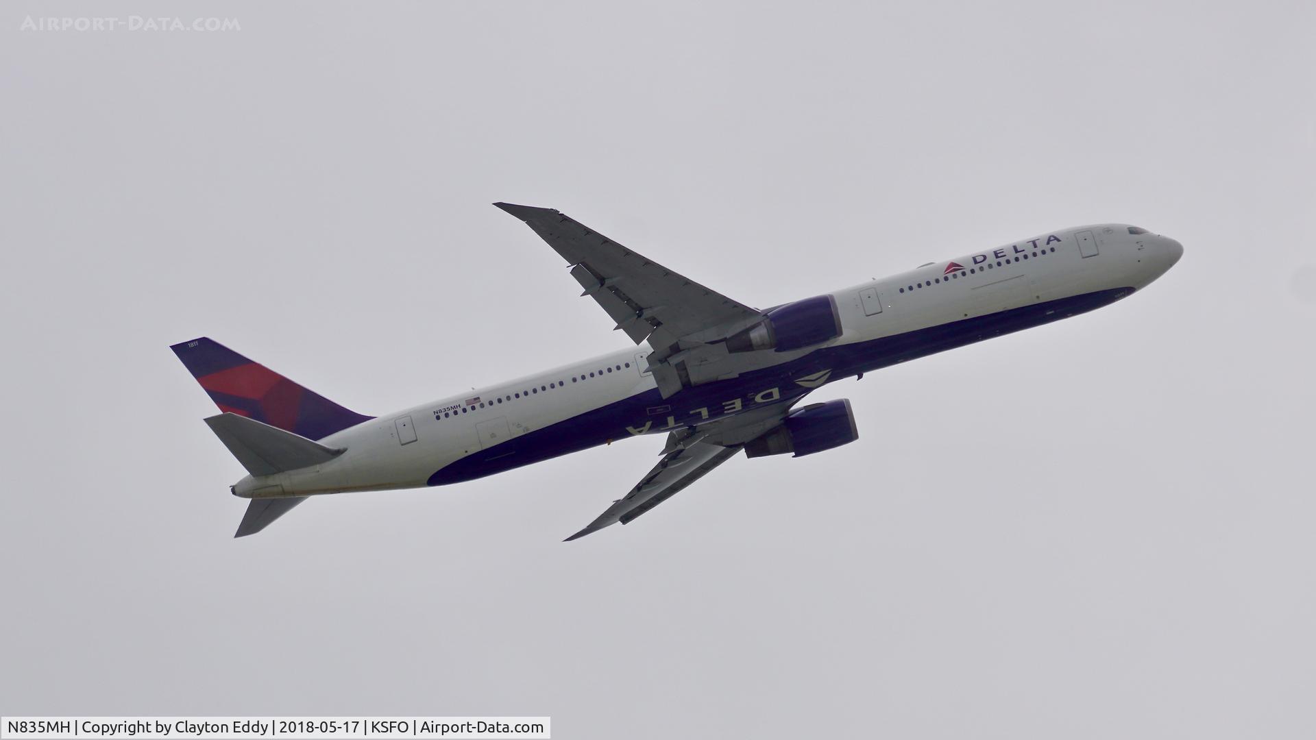 N835MH, 2000 Boeing 767-432/ER C/N 29708, SFO 2018.