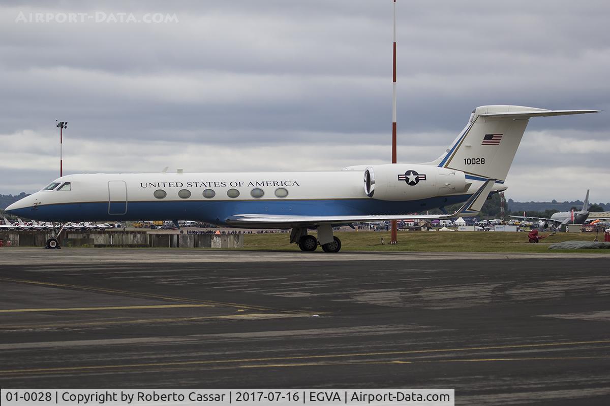 01-0028, 2001 Gulfstream Aerospace VC-37A (Gulfstream V) C/N 620, RIAT17