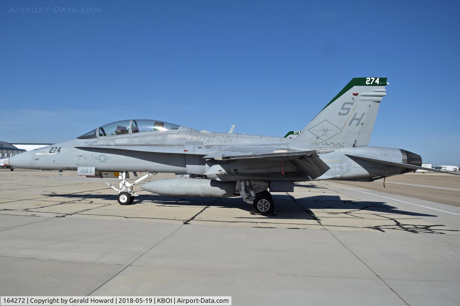 164272, 1991 McDonnell Douglas F/A-18D Hornet C/N 1035/D080, Parked on the south GA ramp. VMFAT-101 