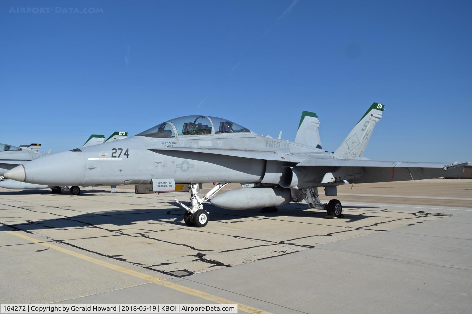 164272, 1991 McDonnell Douglas F/A-18D Hornet C/N 1035/D080, Parked on the south GA ramp. VMFAT-101 