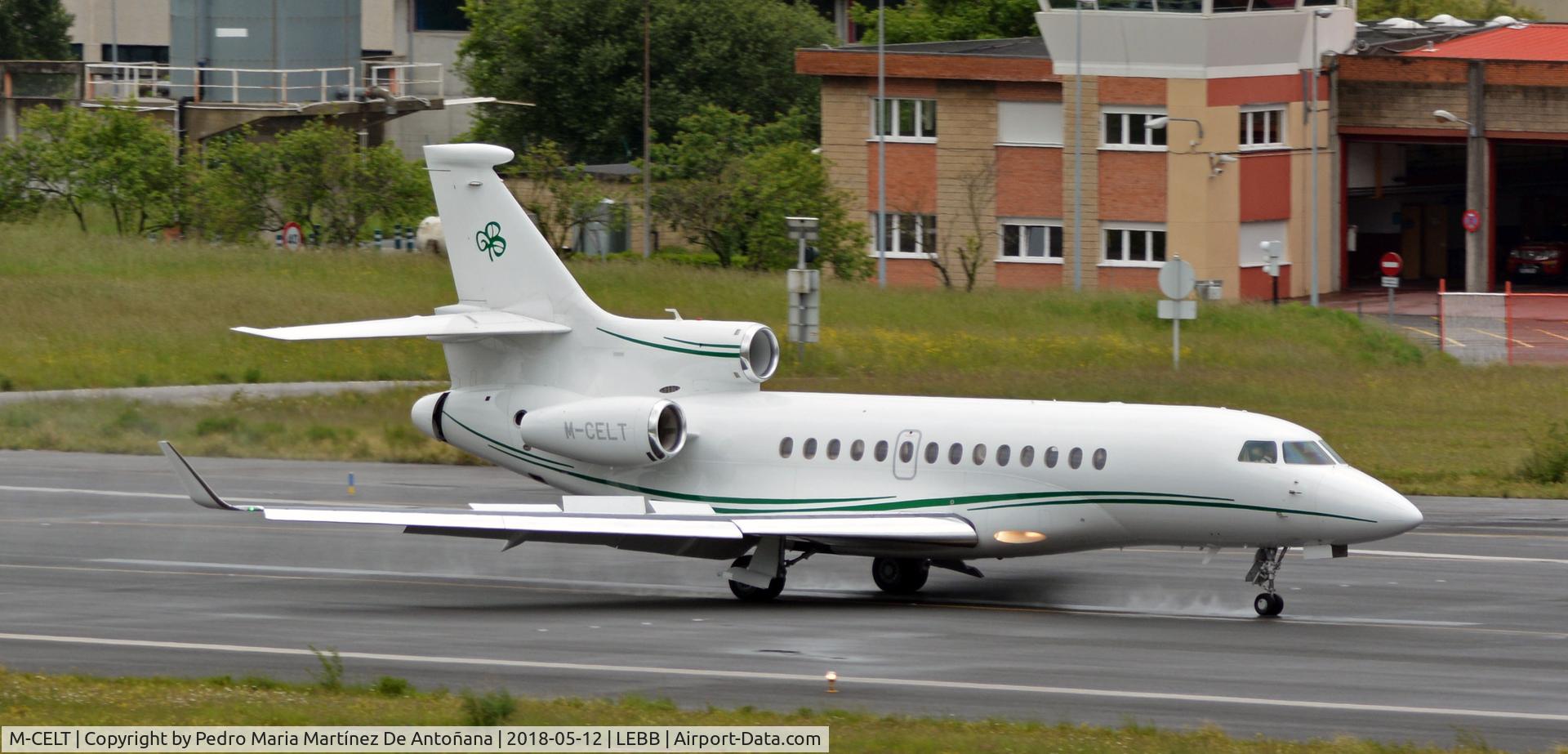 M-CELT, 2011 Dassault Falcon 7X C/N 110, Loiu - Bilbao - Euskadi - España