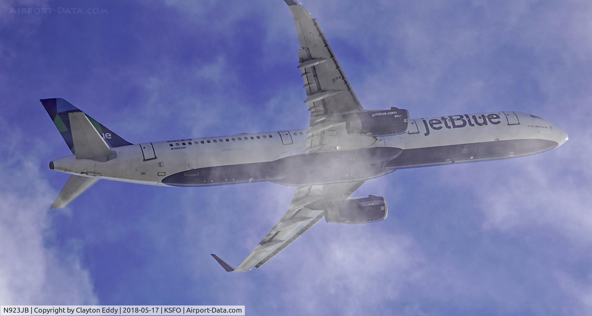 N923JB, 2014 Airbus A321-231 C/N 5960, SFO 2018.