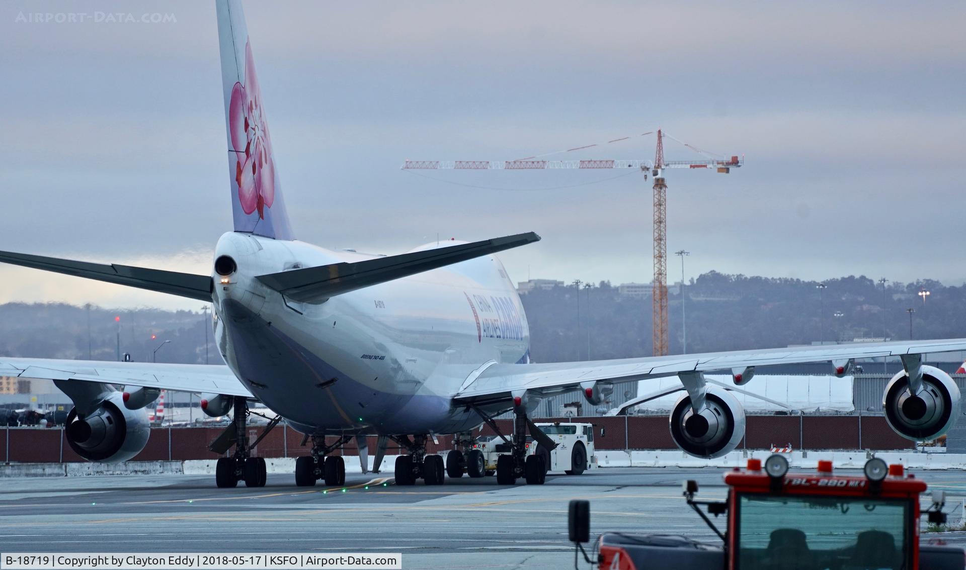 B-18719, 2005 Boeing 747-409F/SCD C/N 33739, SFO 2018.