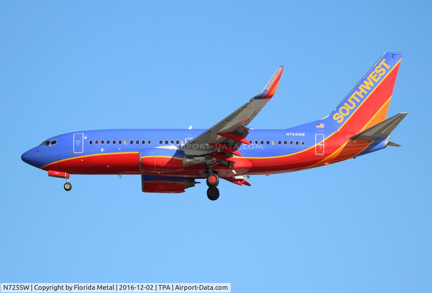 N725SW, 1999 Boeing 737-7H4 C/N 27857, Southwest