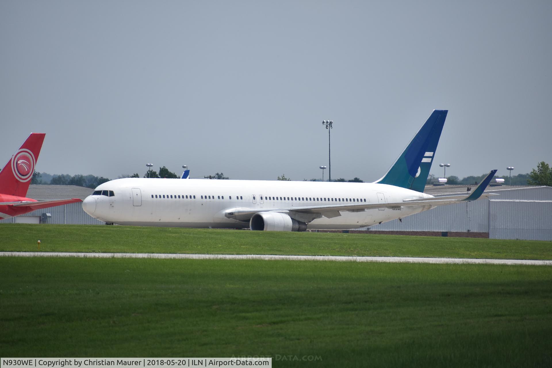 N930WE, 1995 Boeing 767-319/ER C/N 26915, Boeing 767-319ER