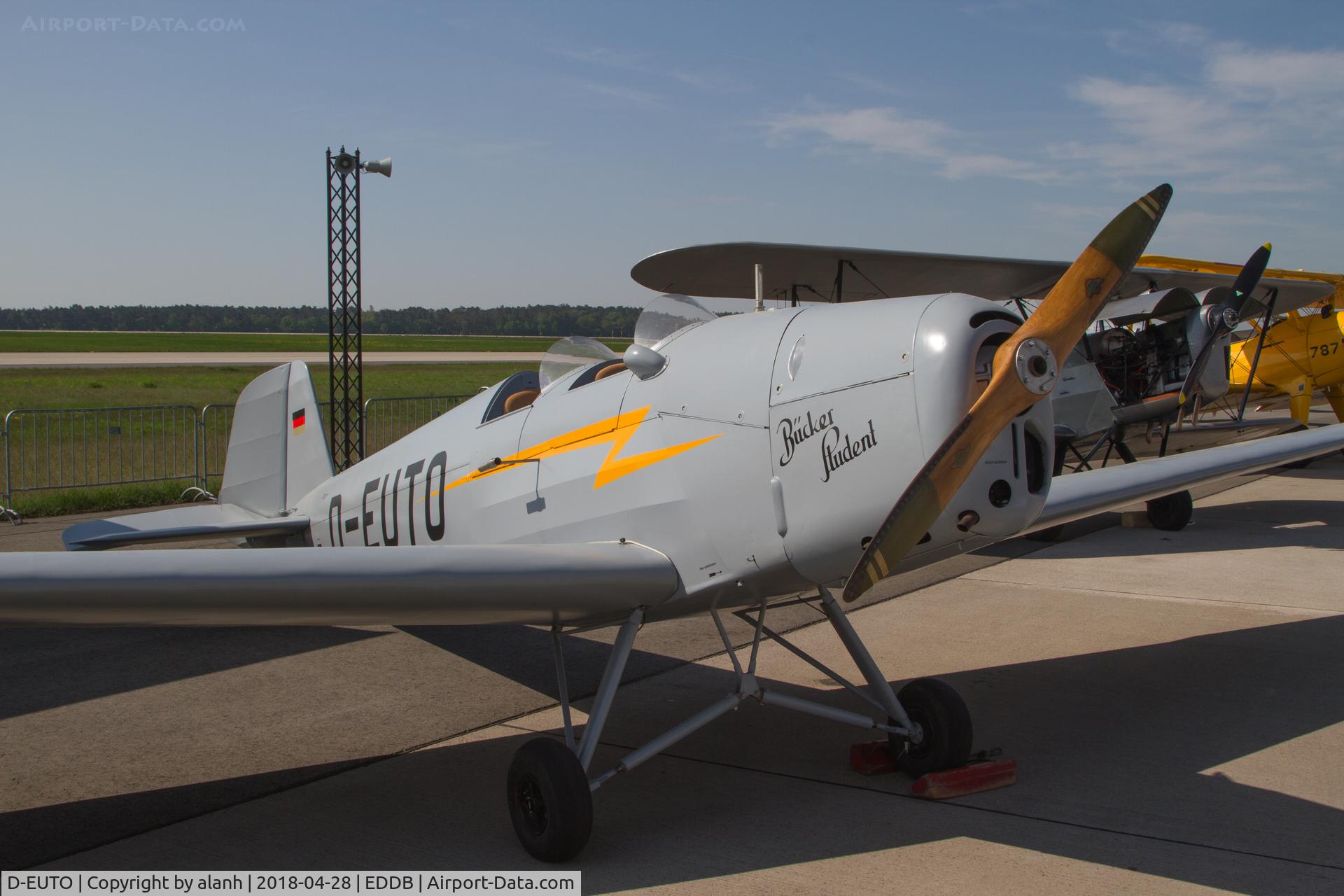 D-EUTO, 1939 Bucker Bu-180B Student C/N 2115, On static display, ILA 2018