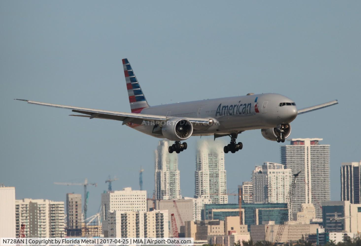 N728AN, 2014 Boeing 777-323/ER C/N 31553, American