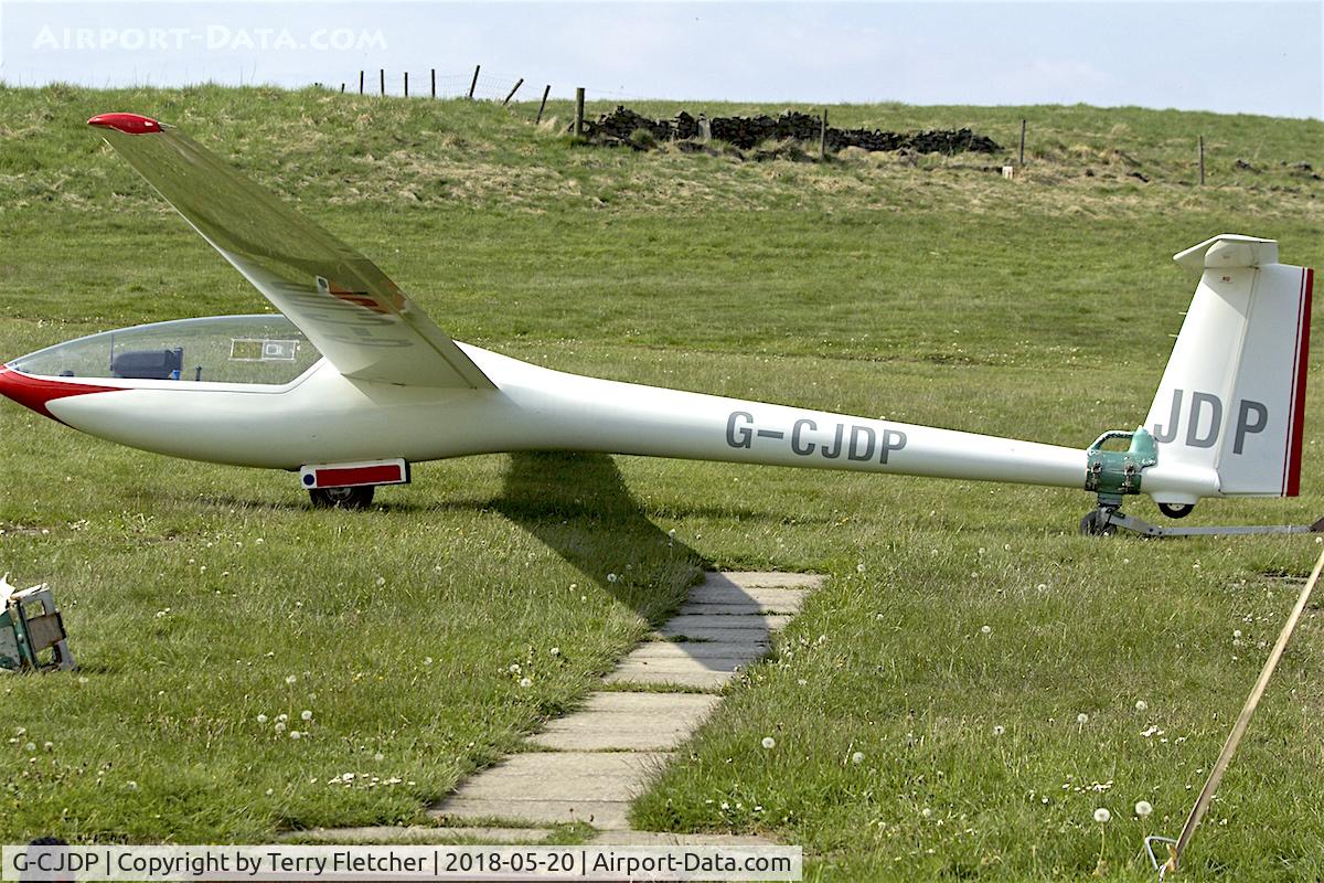 G-CJDP, Glaser-Dirks DG-200/17 C/N 2-134/1732, At Camphill Farm , Great Hucklow , Derbyshire
