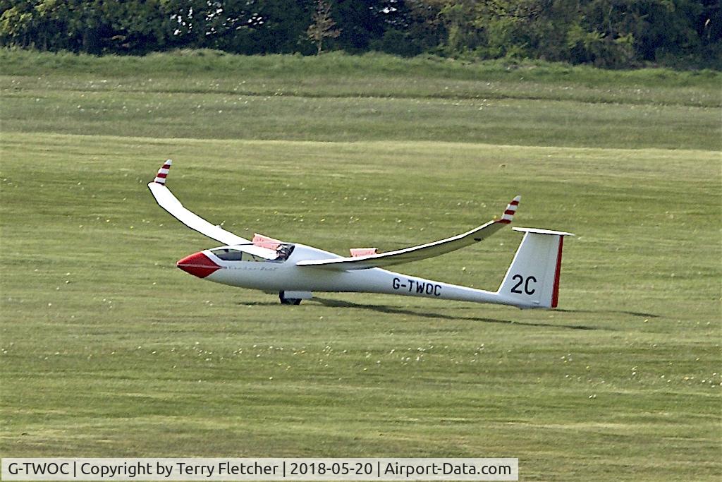 G-TWOC, 2005 Schempp-Hirth Ventus 2cT C/N 141, At Camphill Farm , Great Hucklow , Derbyshire