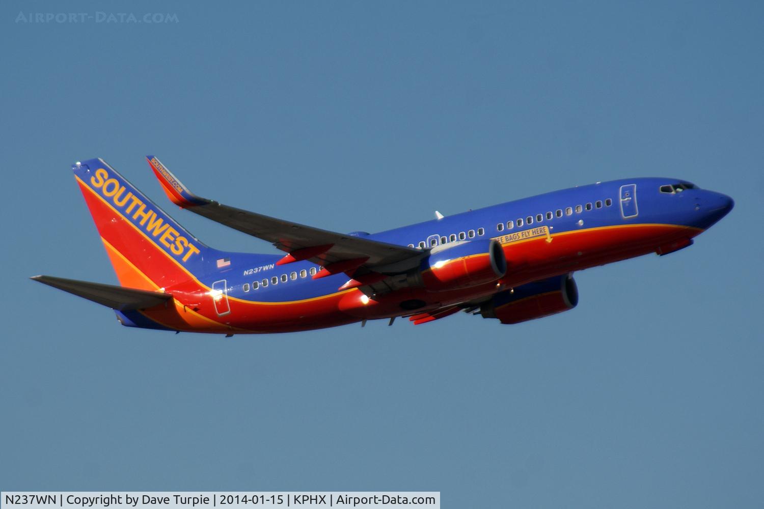 N237WN, 2006 Boeing 737-7H4 C/N 34632, No comment.