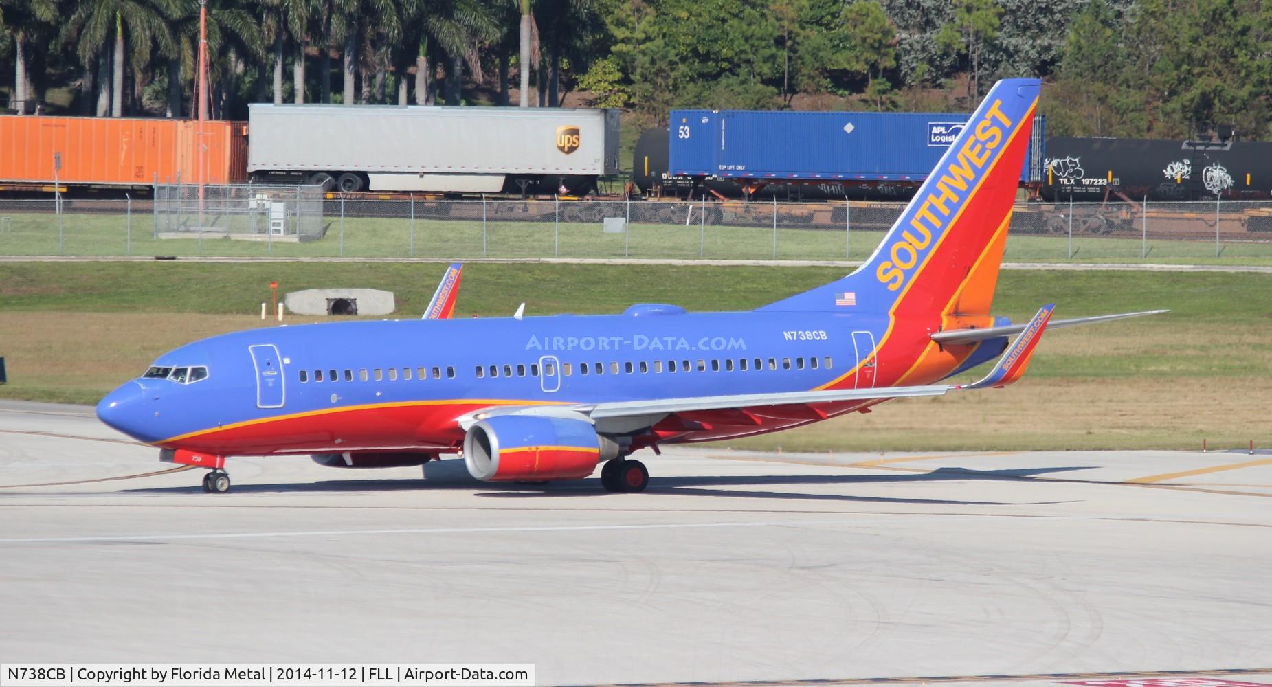 N738CB, 1999 Boeing 737-7H4 C/N 27870, Southwest