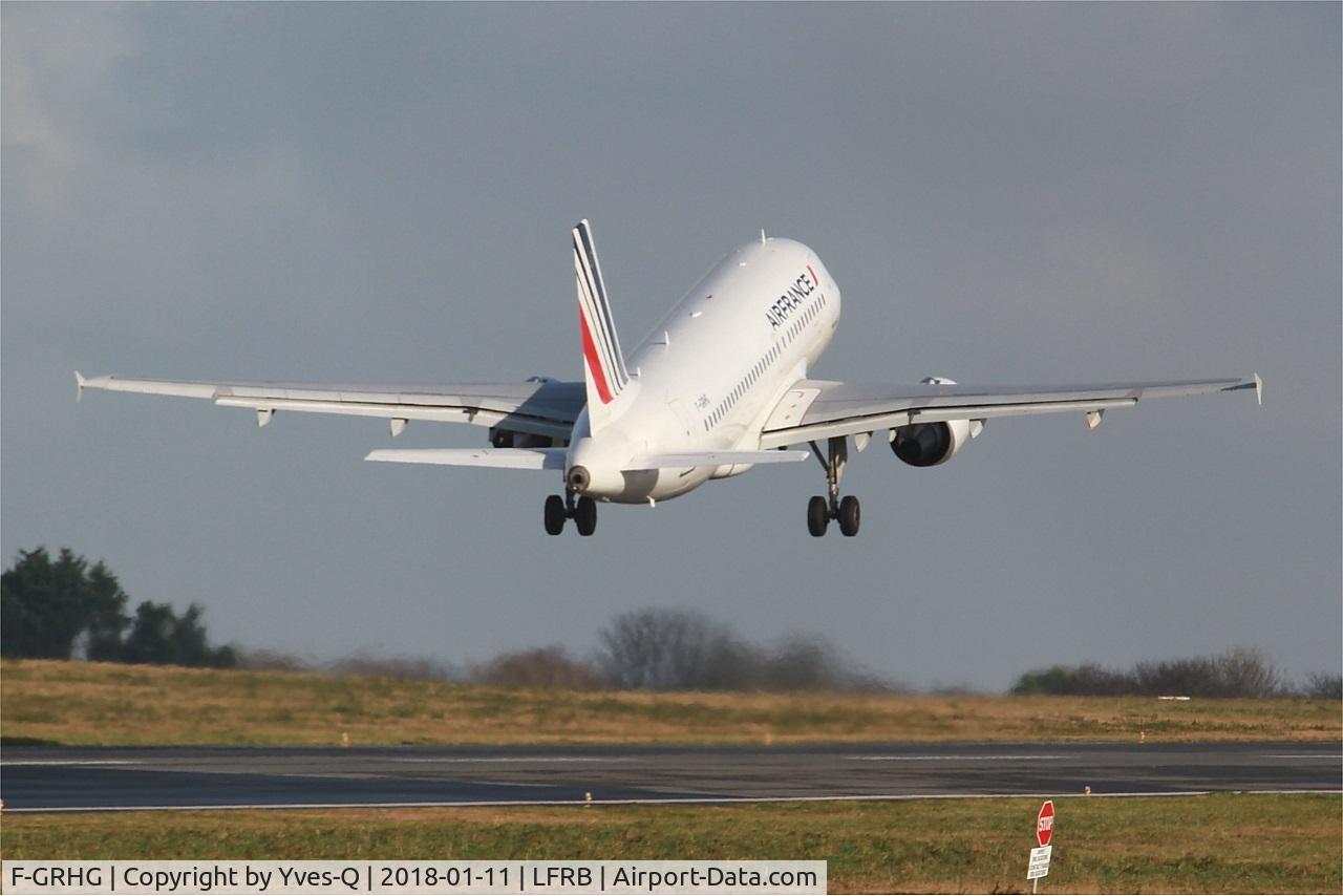 F-GRHG, 1999 Airbus A319-111 C/N 1036, Airbus A319-111, Take off rwy 07R, Brest-Bretagne airport (LFRB-BES)