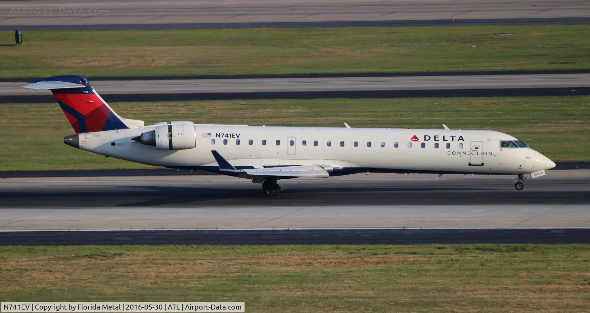 N741EV, 2004 Bombardier CRJ-701ER (CL-600-2C10) Regional Jet C/N 10155, Delta Connection