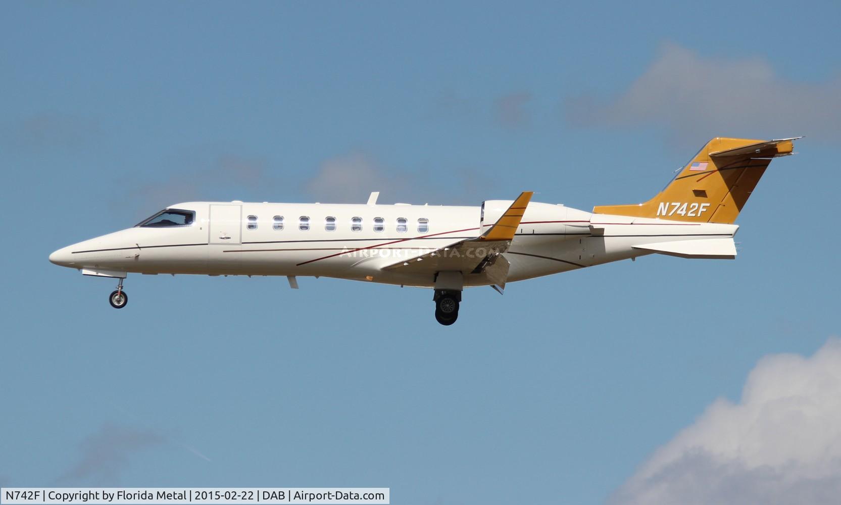 N742F, 1999 Learjet 45 C/N 025, Lear 45