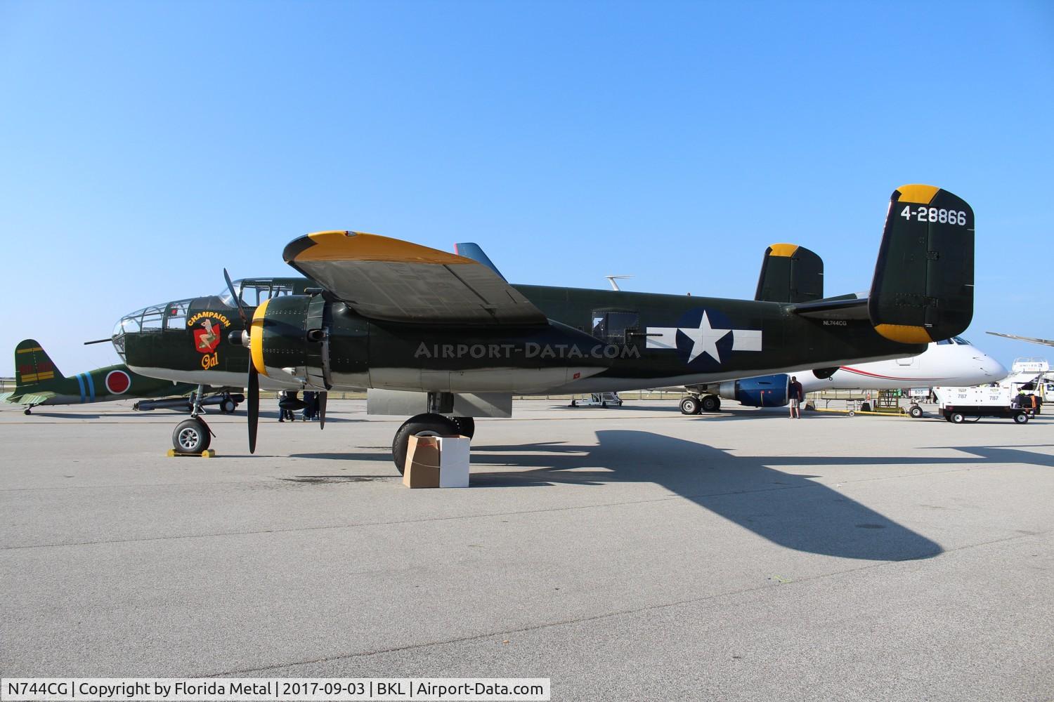 N744CG, 1944 North American B-25N Mitchell C/N 108-32141, Champaign Gal