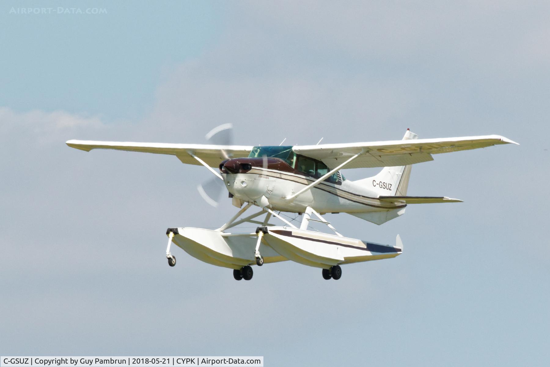 C-GSUZ, 1982 Cessna TU206G Turbo Stationair C/N U20606651, Landing