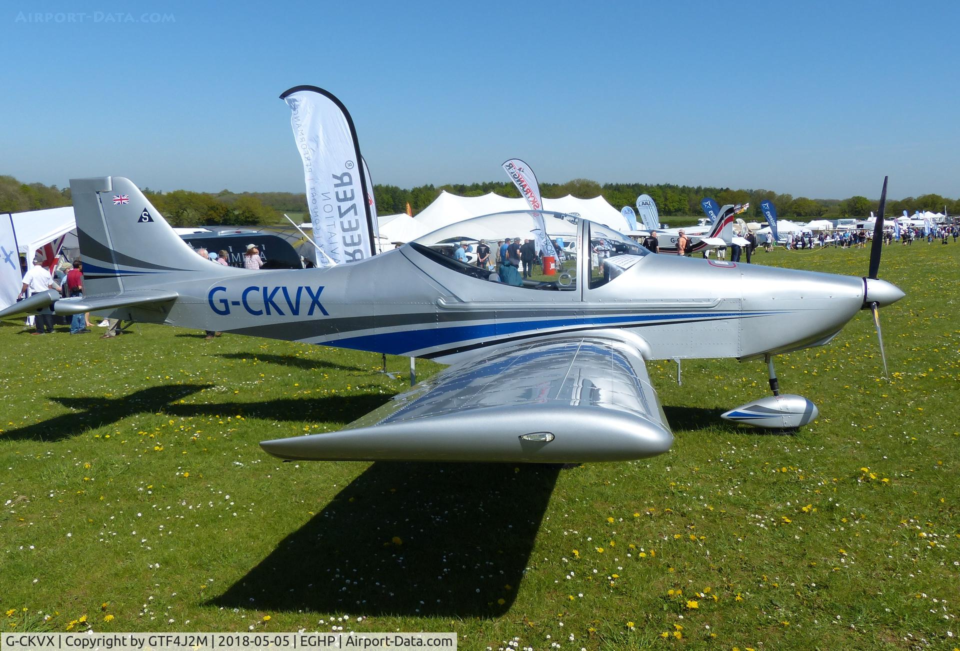 G-CKVX, 2018 Breezer Breezer M400 C/N UL142, G-CKVX at Popham 5May18