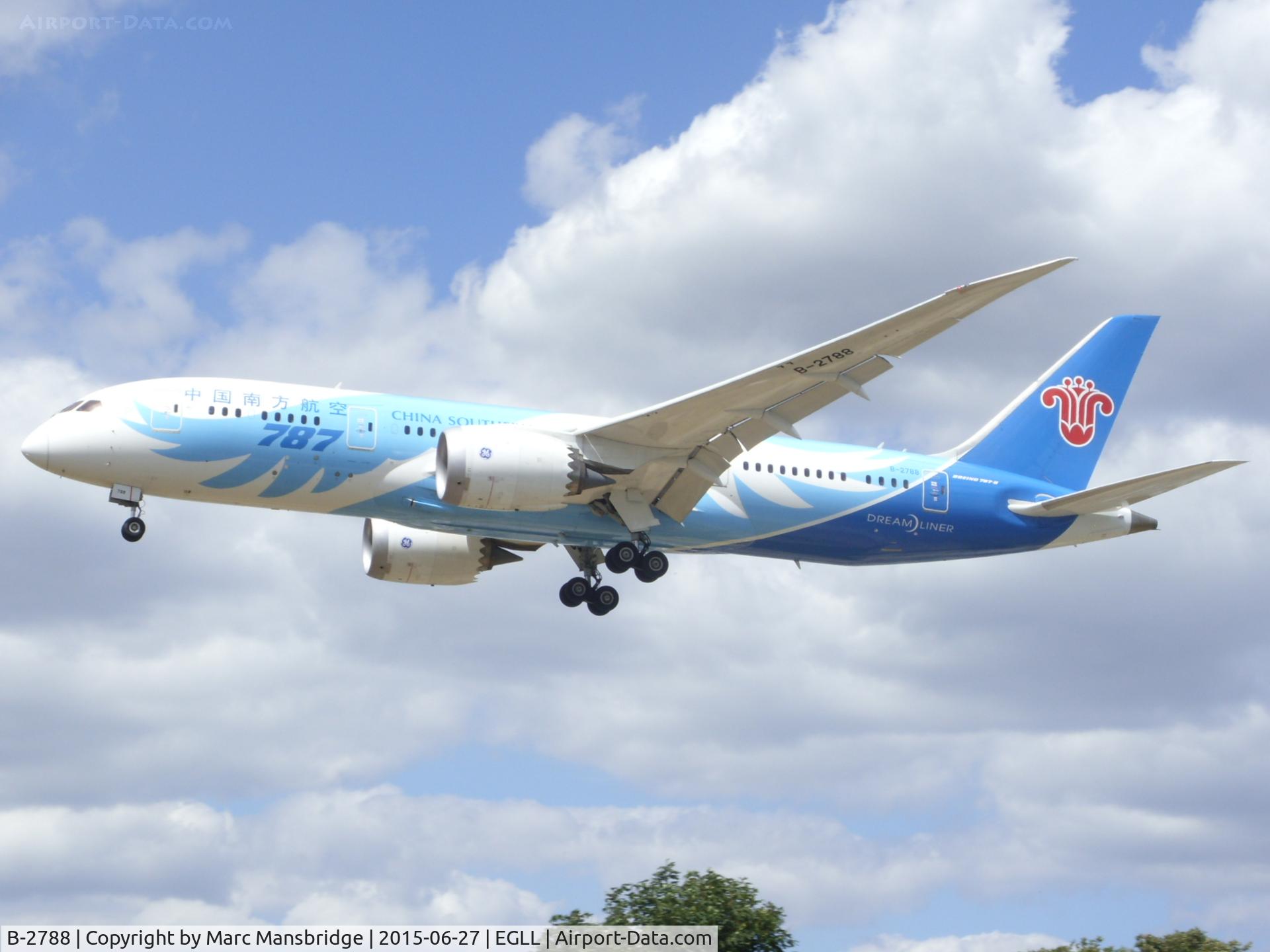 B-2788, 2014 Boeing 787-8 Dreamliner Dreamliner C/N 34932, Landing runway 27L at Heathrow airport EGLL