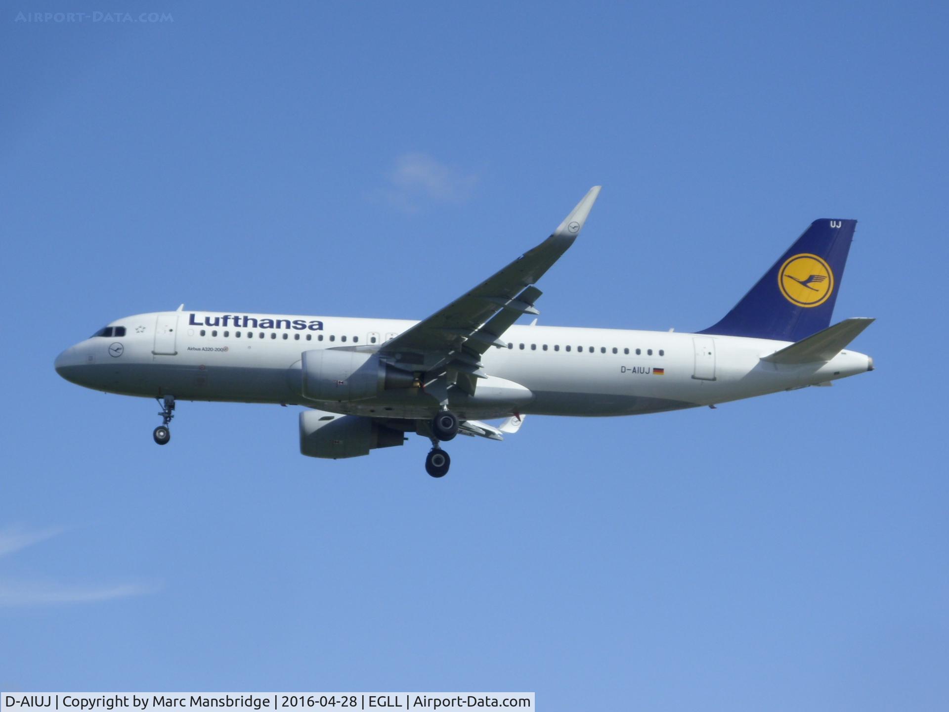 D-AIUJ, 2014 Airbus A320-214 C/N 6301, Landing runway 27L at Heathrow airport EGLL