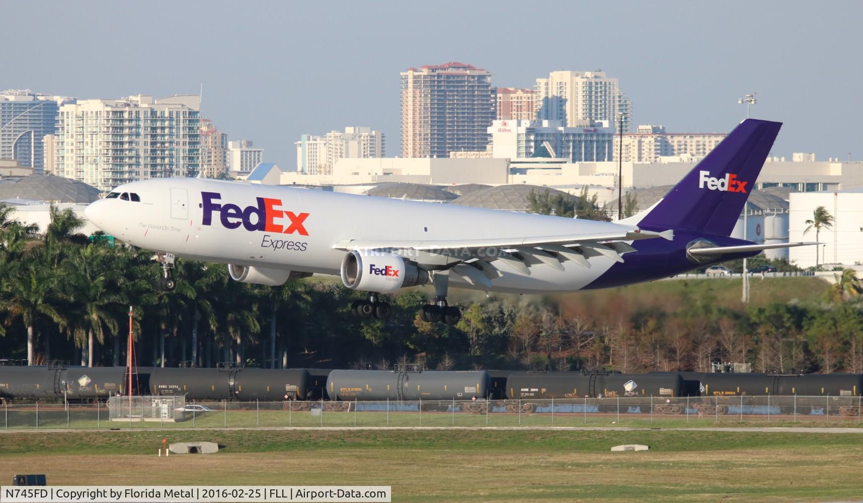 N745FD, 1992 Airbus A300B4-622R C/N 668, Fed Ex