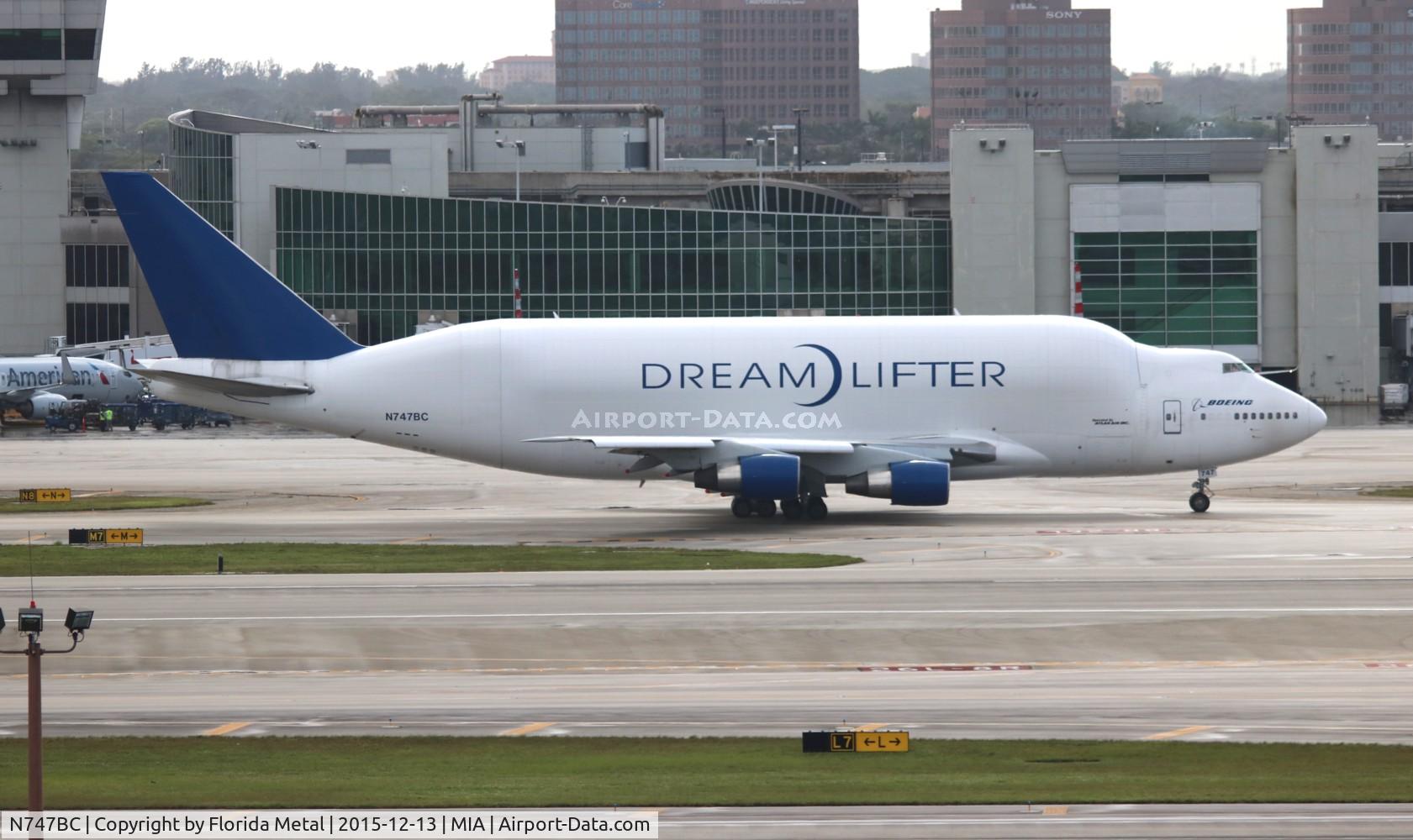 N747BC, 1992 Boeing 747-4J6 C/N 25879, Dreamlifter